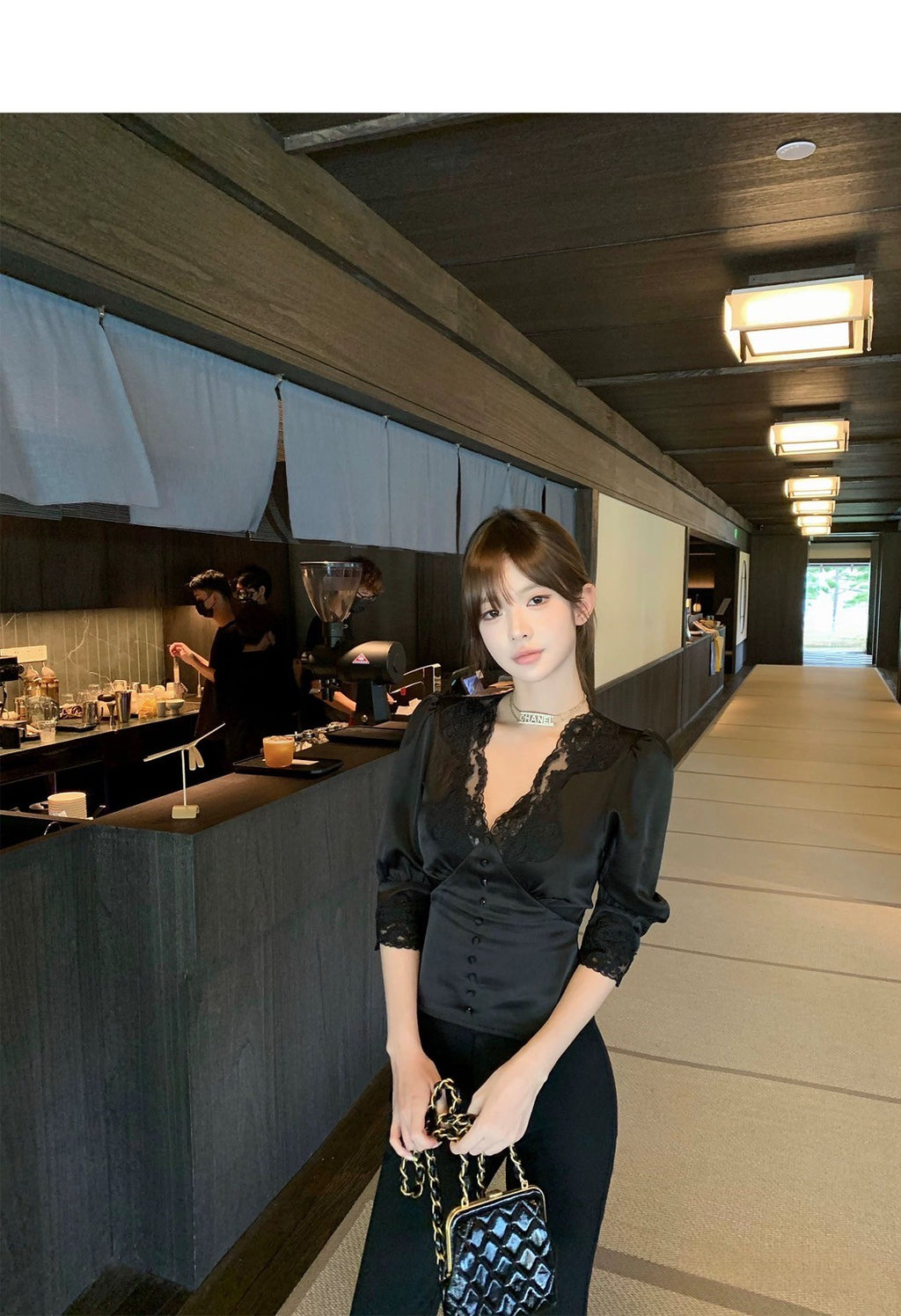 26Jun. 韓女氛圍 高奢醋酸蕾絲泡泡袖上衣 黑