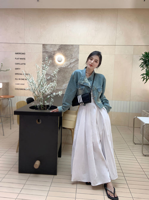 26Jun. 圓領口刷色牛仔薄外套