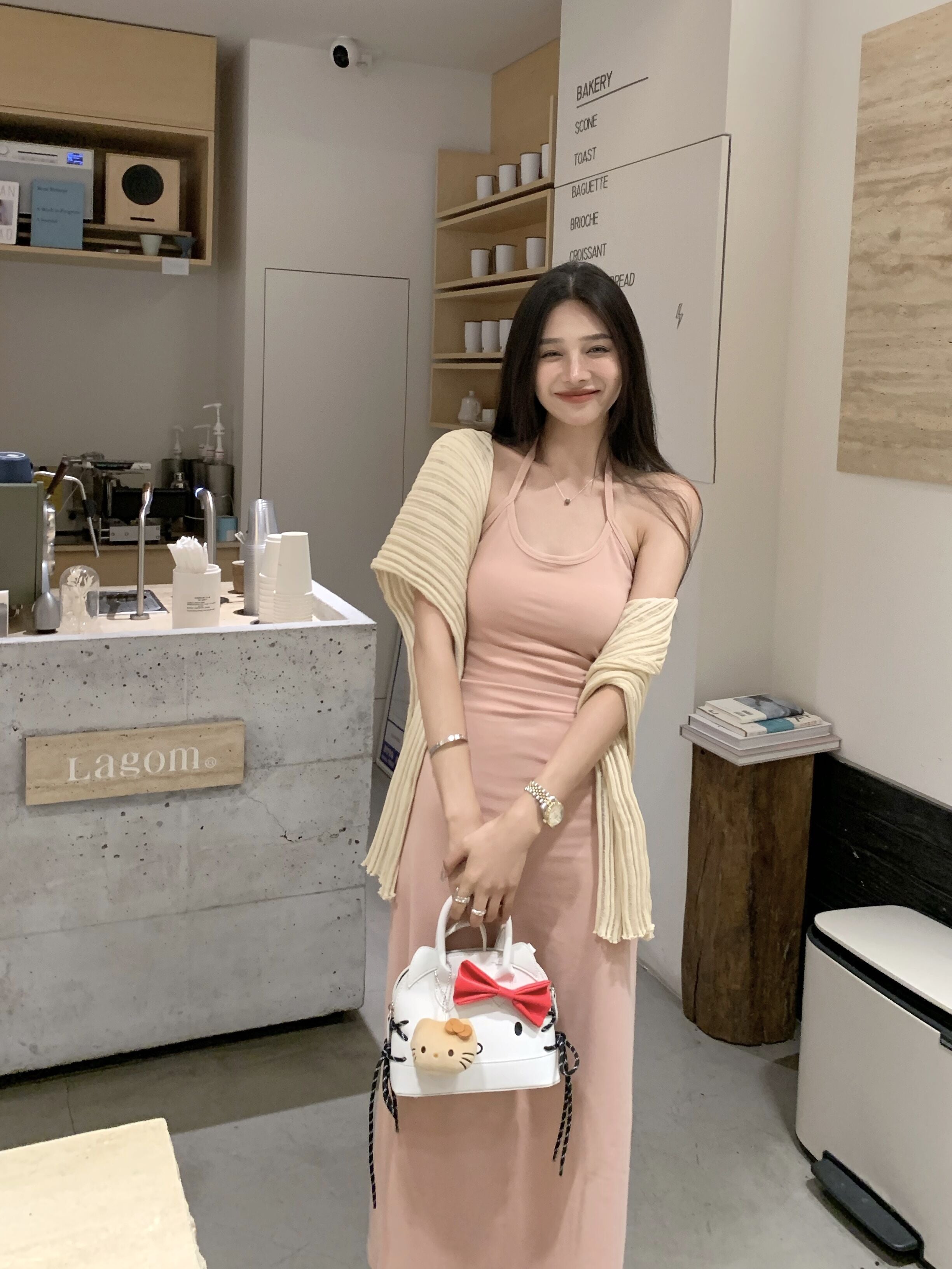 26Jun. 慵懶杏色罩衫 百搭綁帶連身裙 粉