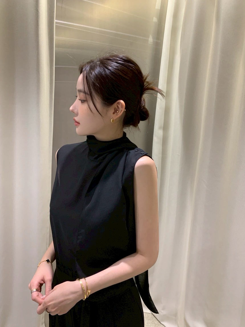26Jun. 法式飄帶鈕扣直肩設計背心 白/黑