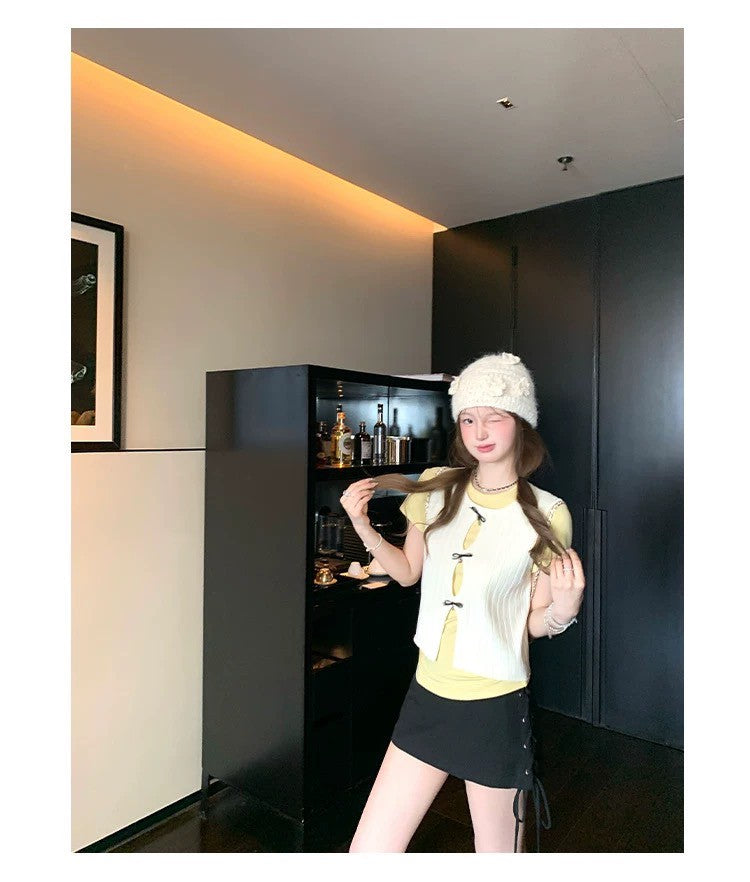 26Jun. 小而美圓領打底立體愛心造型上衣 奶黃