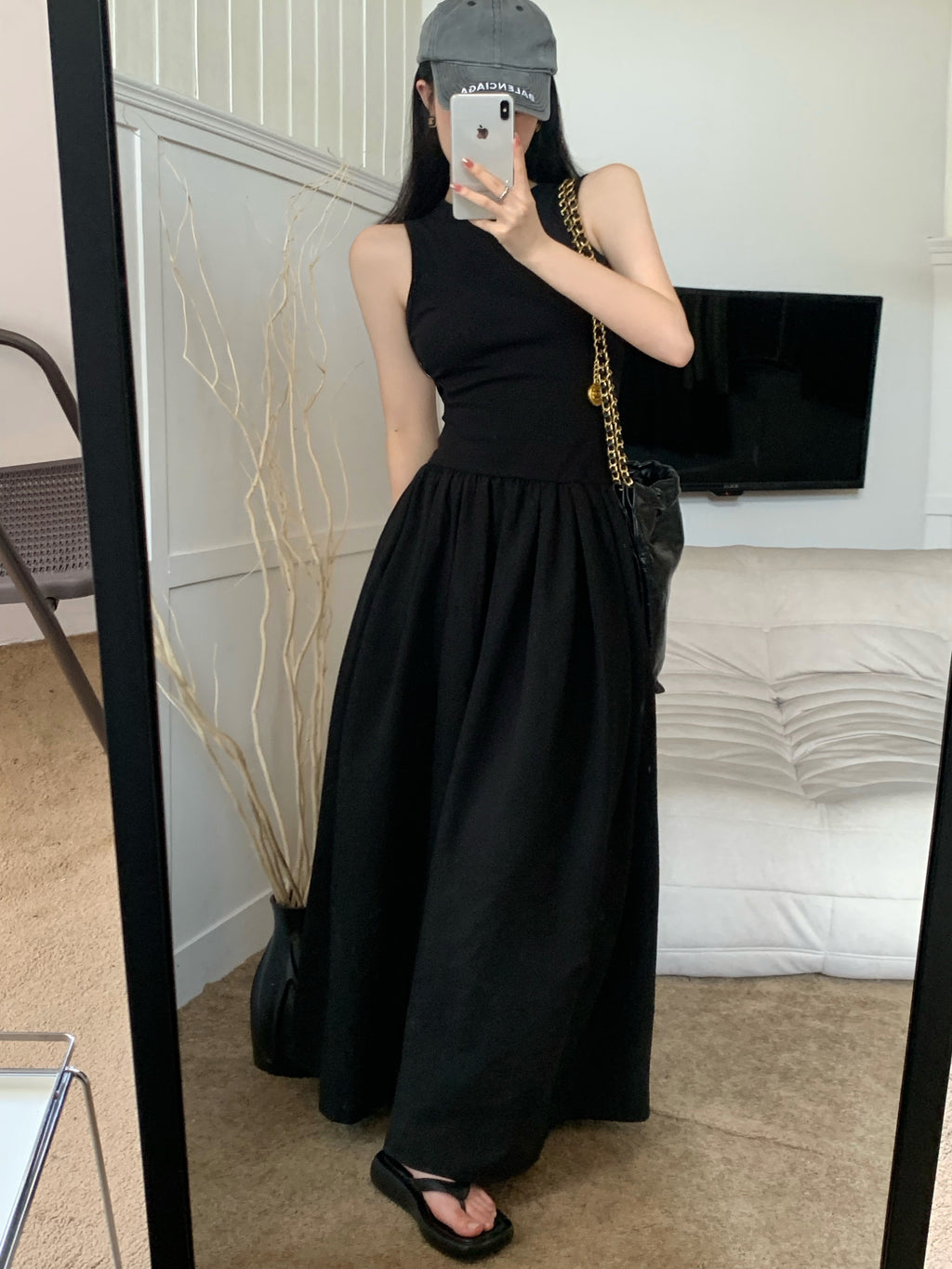 26Jun. 修身縷空背心拼接裙 黑