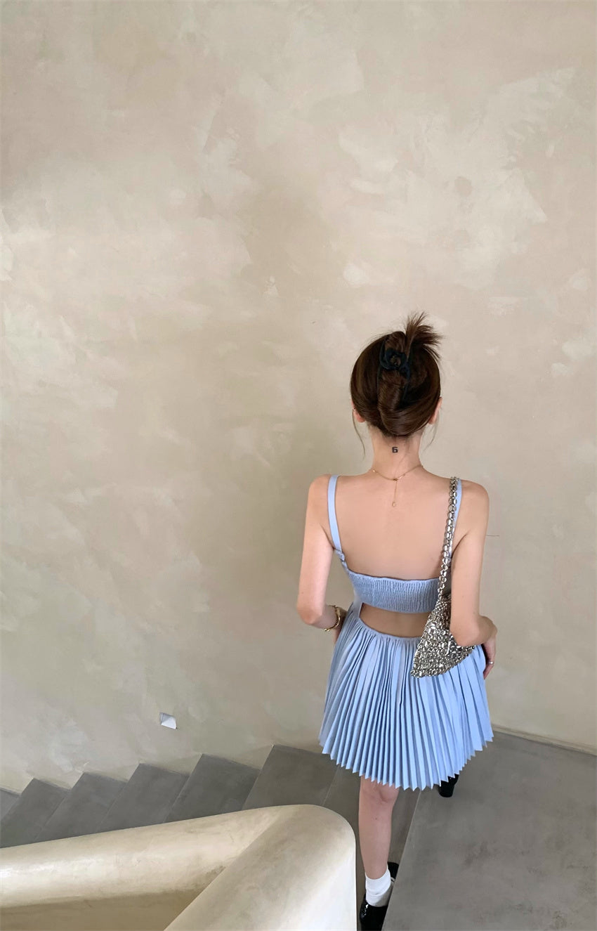 26Jun. 方領露背高腰百褶裙 藍