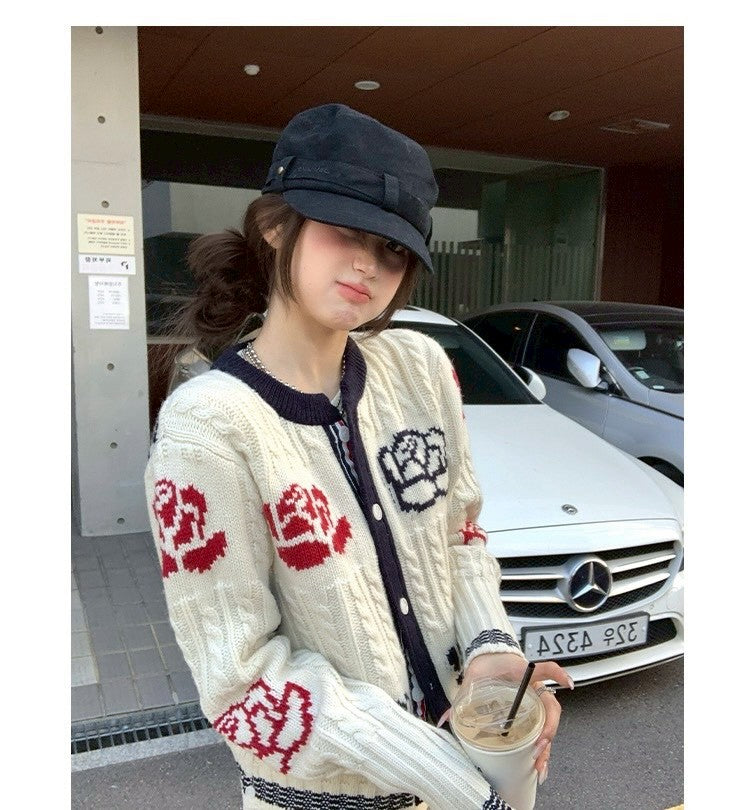 26Jun. 淡味牛津chic熱巴同款玫瑰刺繡針織開衫 米白