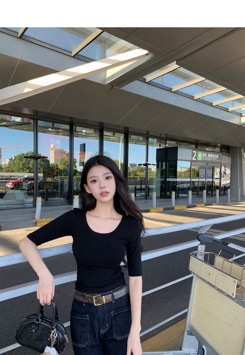 26Jun. 超好搭韓女氣質五分袖U領上衣 黑