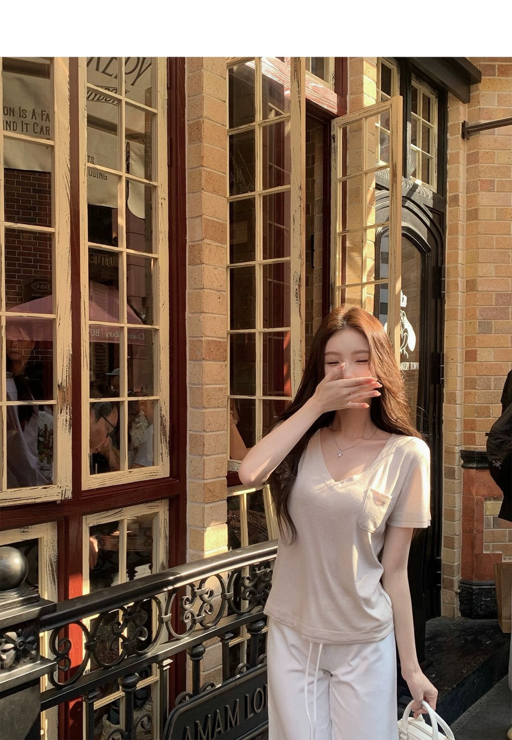 26Jun. 會呼吸的上衣 麻棉V領口袋寬鬆上衣 亞麻色