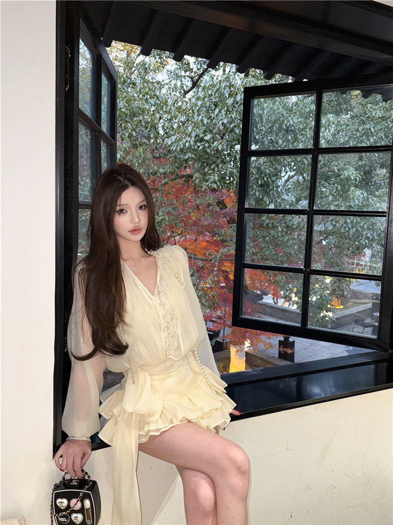 26Jun. 法式花朵荷葉甜美收腰連身套裝 杏