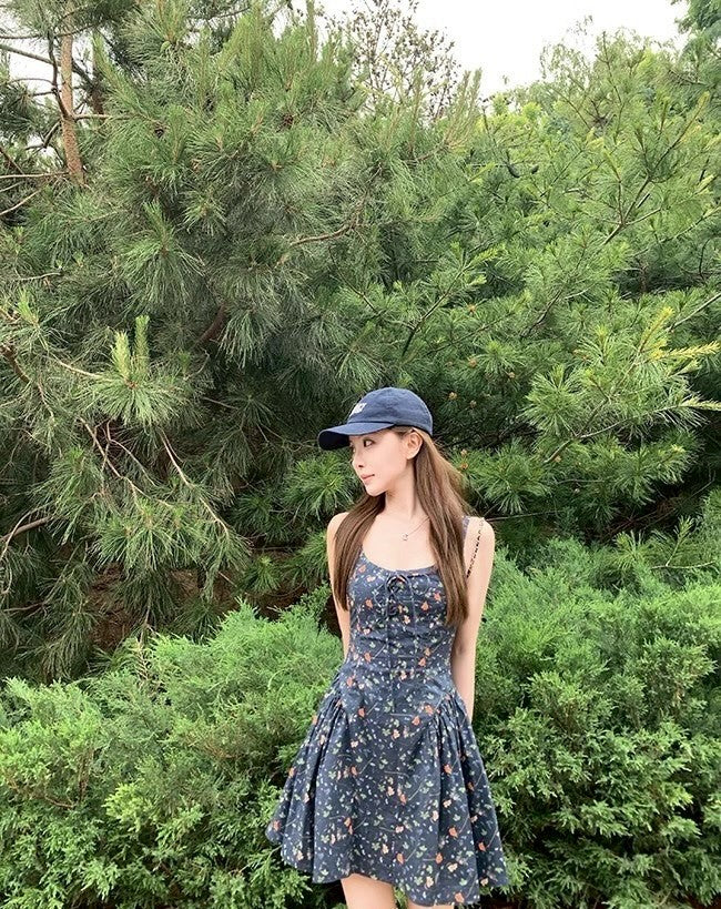 26Jun. 溫柔碎花裙 法式純棉小白花收腰連身裙 藍花