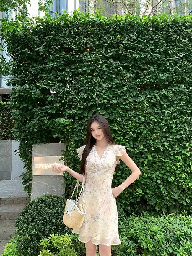 26Jul. 溫柔法式蕾絲V領碎花連身裙 短款/長款