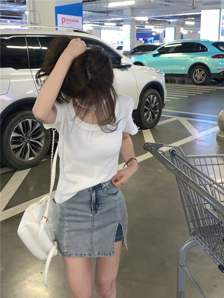 26Jun. 大U領華夫格短版上衣 黑/白