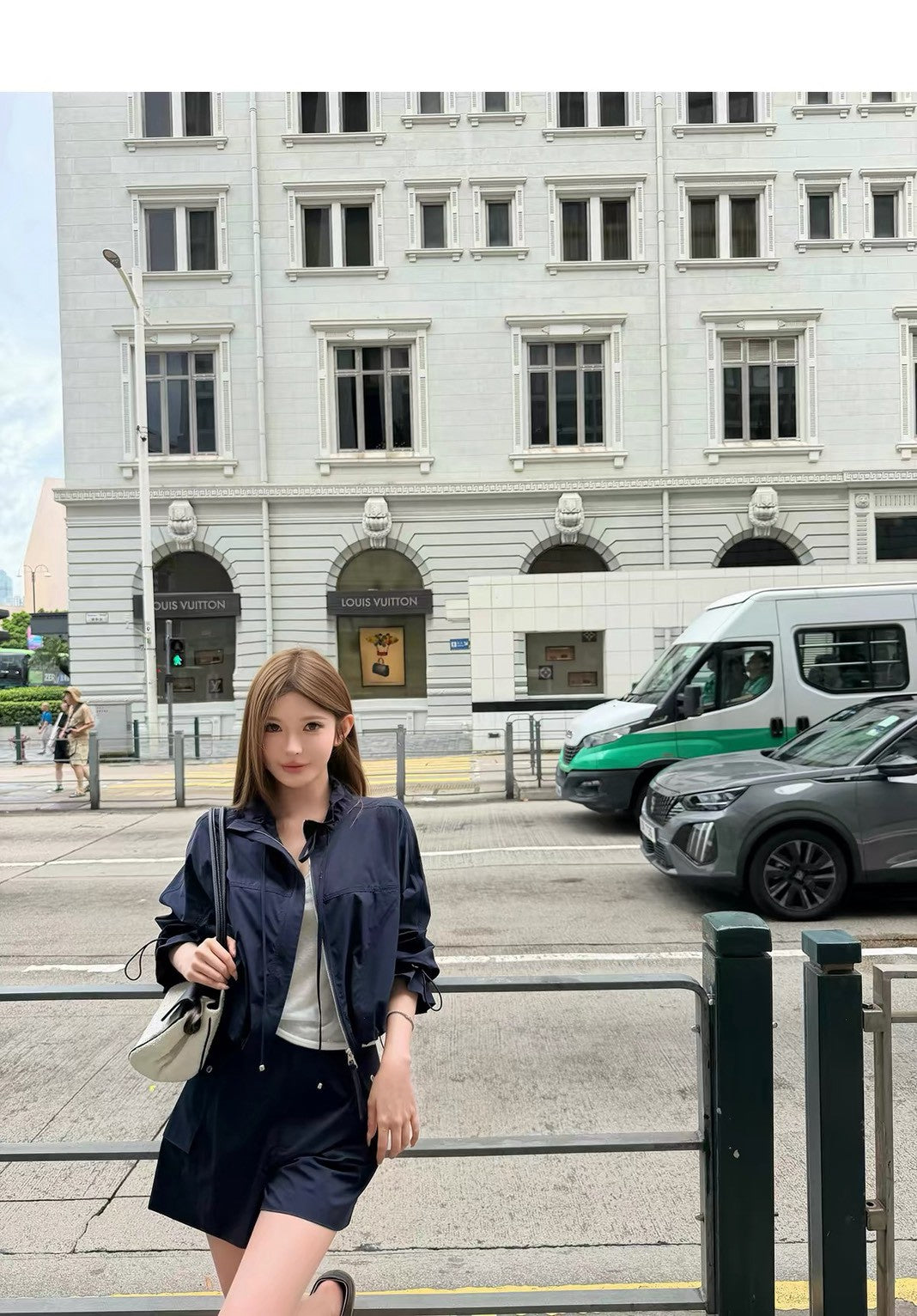 26Sep. 美式戶外 工裝休閒外套短褲套裝 白/藏藍
