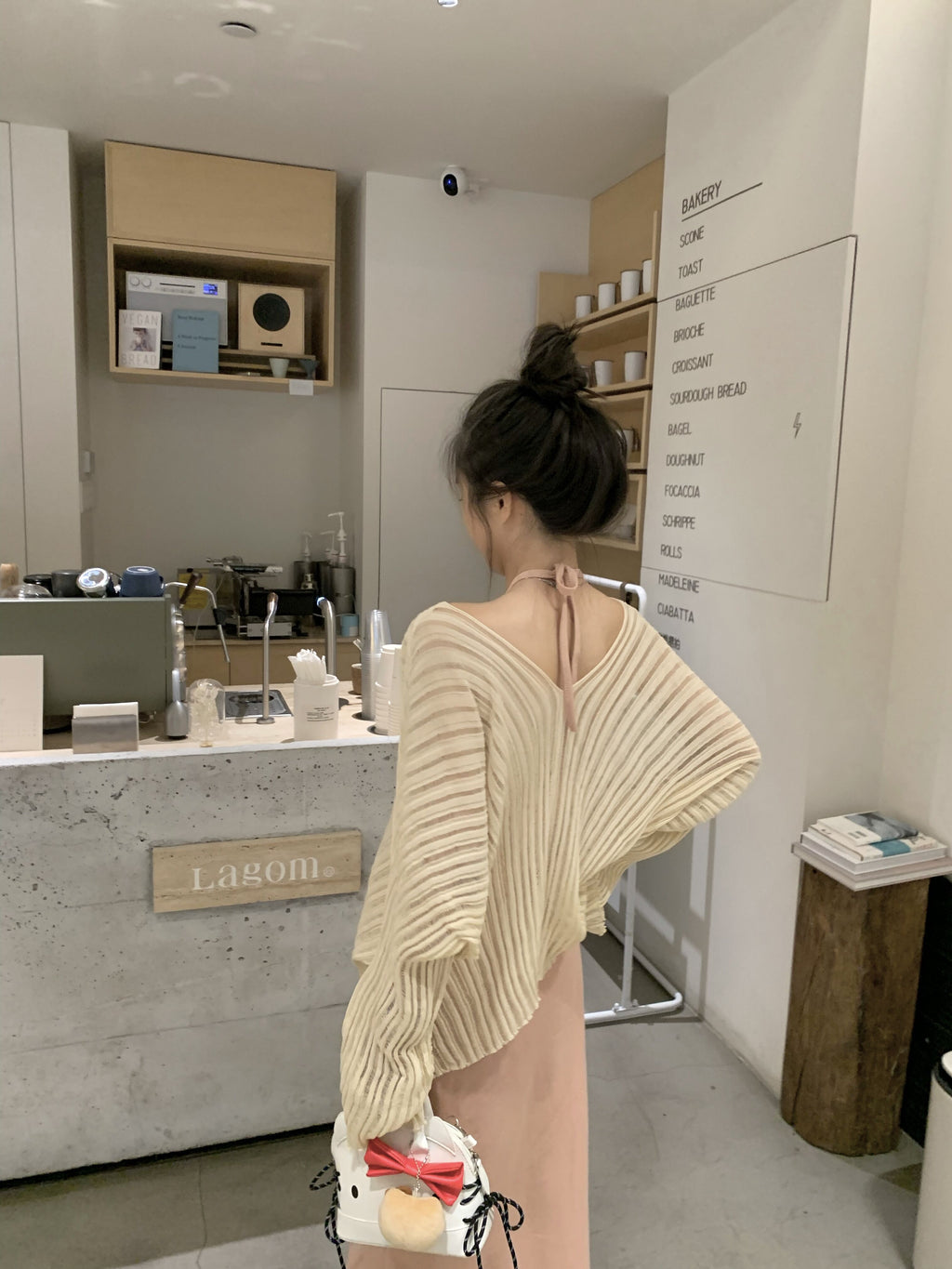 26Jun. 慵懶杏色罩衫 百搭綁帶連身裙 粉