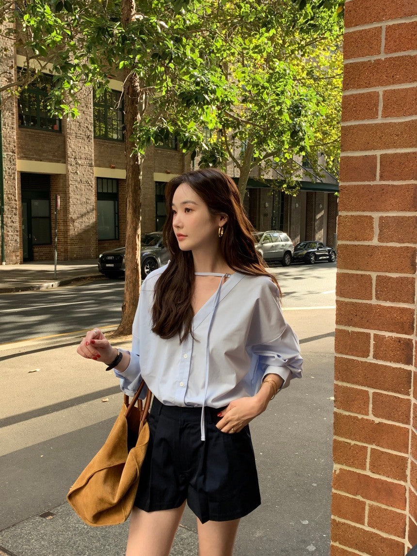 26Jun. 氣質復古 V領綁帶襯衫 藍色