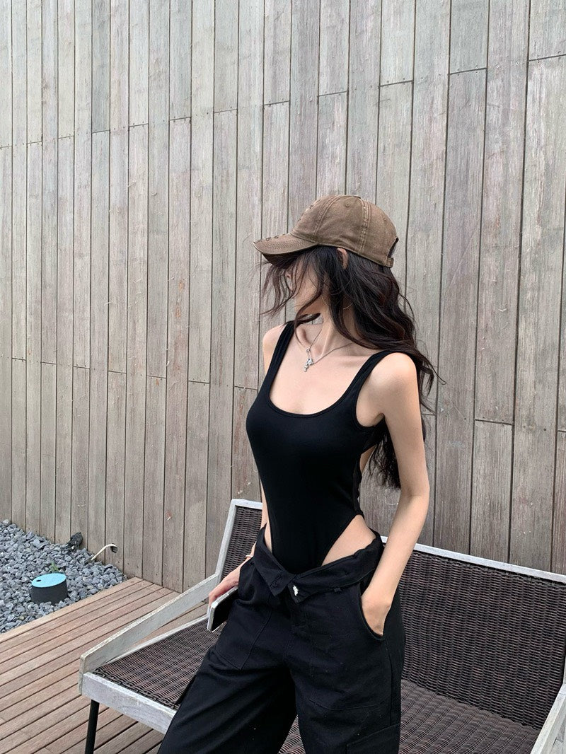26Jun. 歐美控的愛 設計款帶胸墊U領連體衣 黑