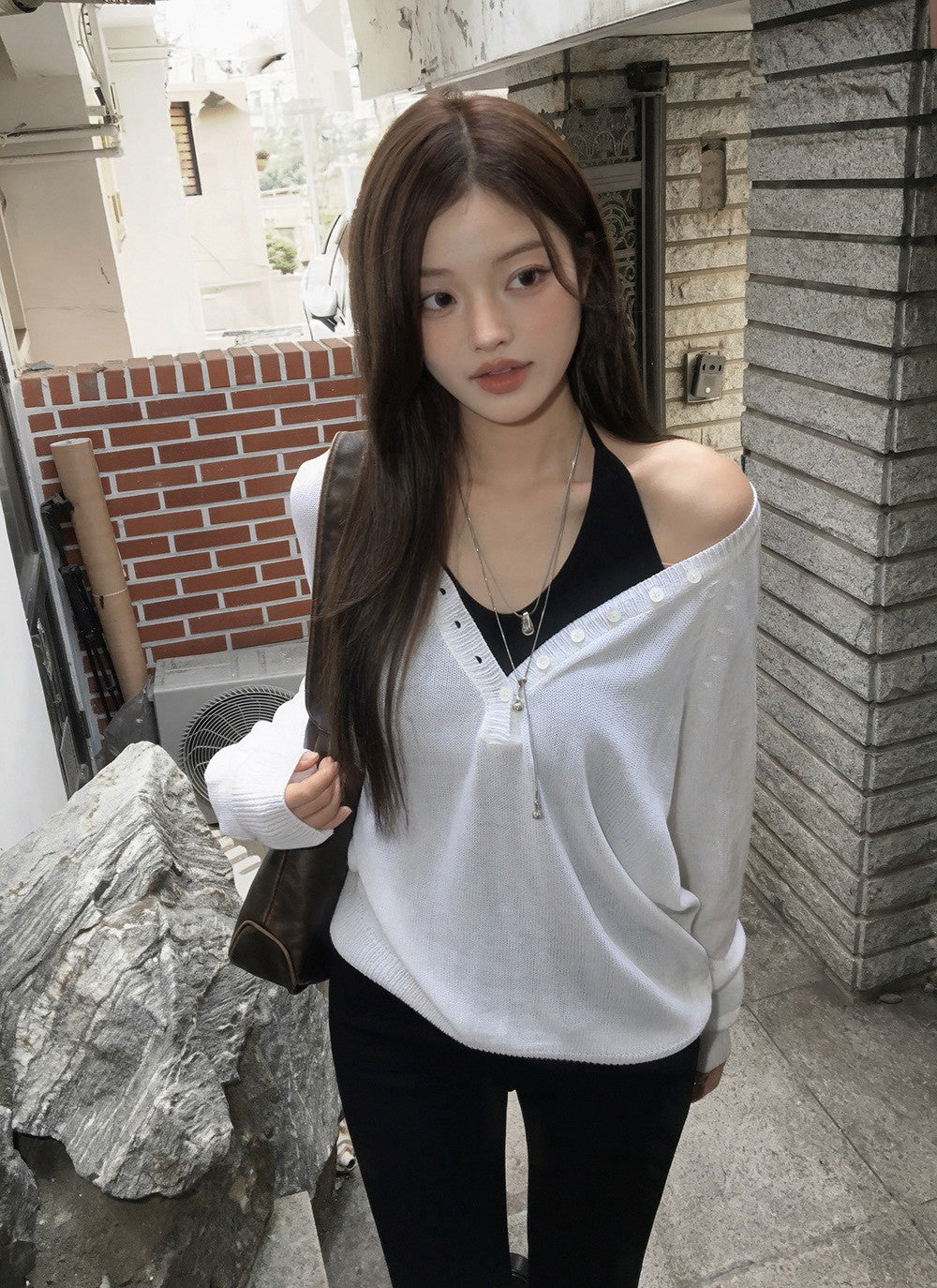 26Sep. 韓chic鈕扣V領慵懶針織上衣 白/杏/咖