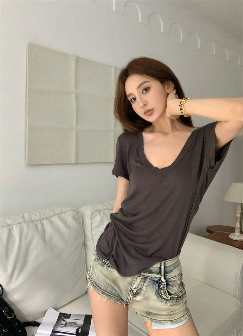 26Jun. 慵懶大V領純色上衣 深灰