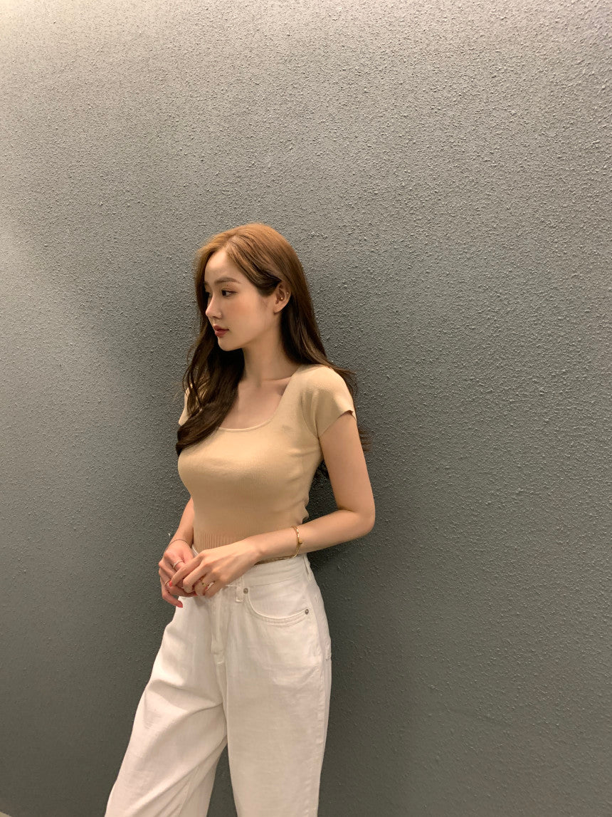 26Jun. 方領針織短袖上衣 杏