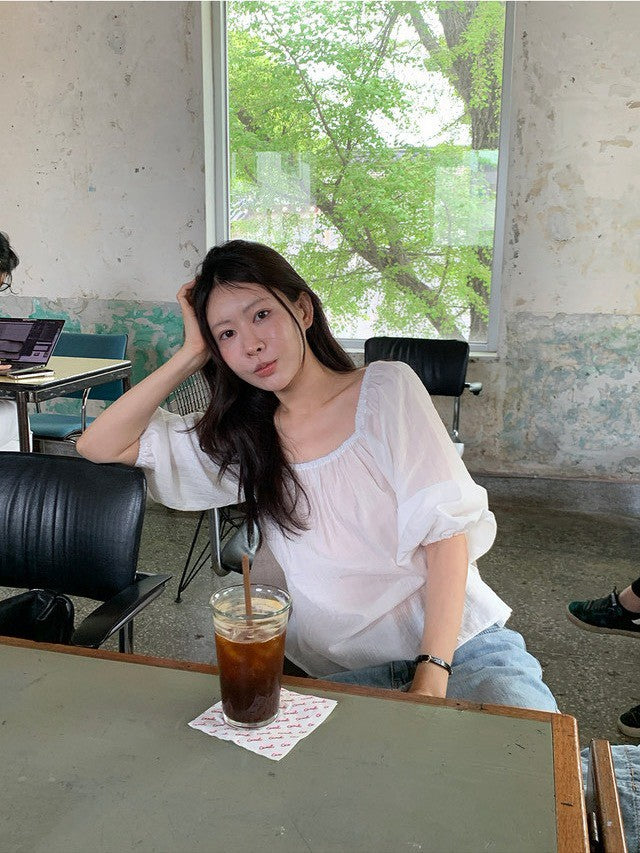 26Sep. 妮式慵懶 方領泡泡袖輕薄上衣 白/粉/藍