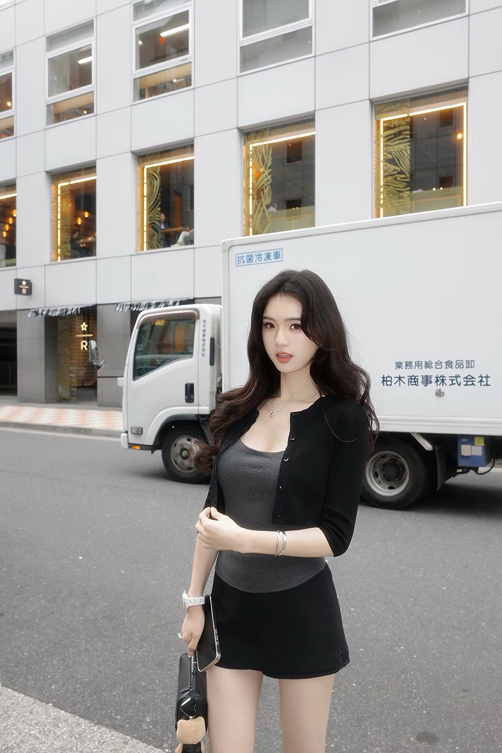 26Jul. 氣質美女胸墊背心外套兩件組 黑灰