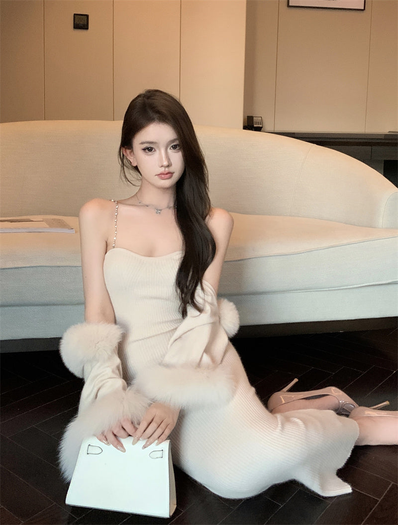 26Jun. 溫柔姊姊 毛毛拼接披風 鏈條針織連身裙