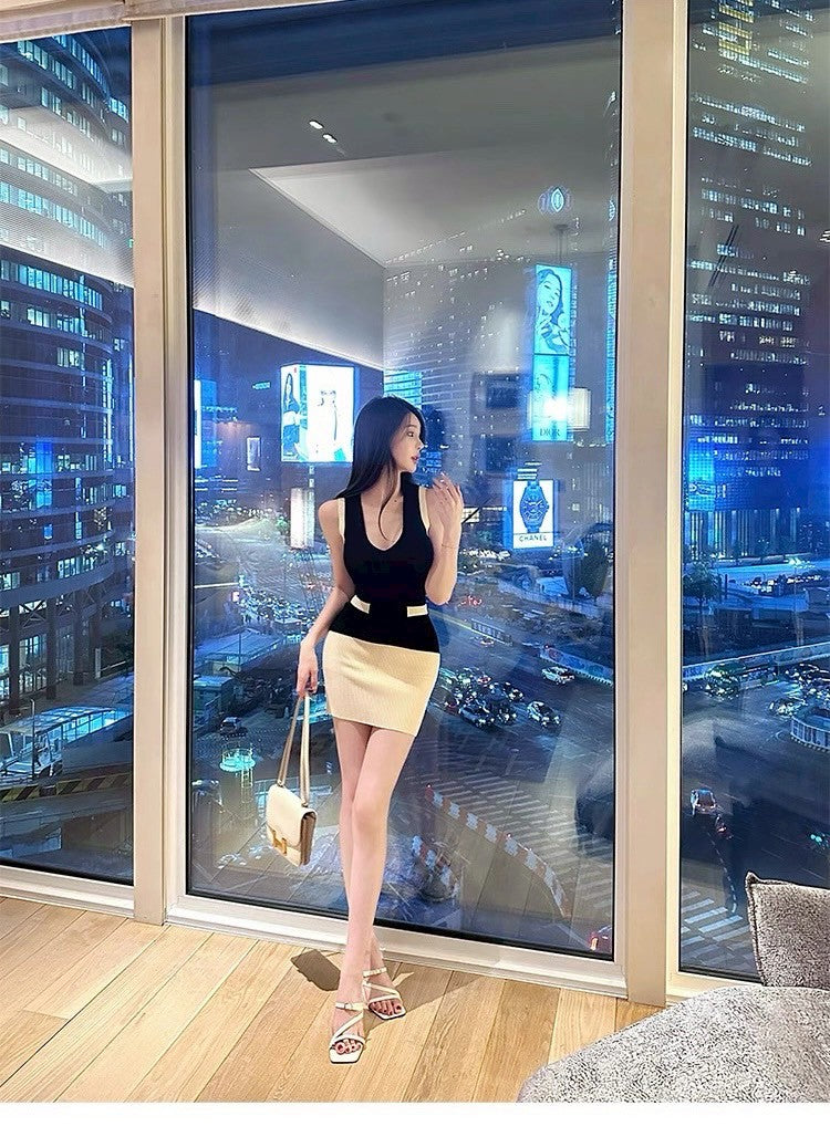 26Jun. 晝夜剪影小香黑白撞色針織連身裙