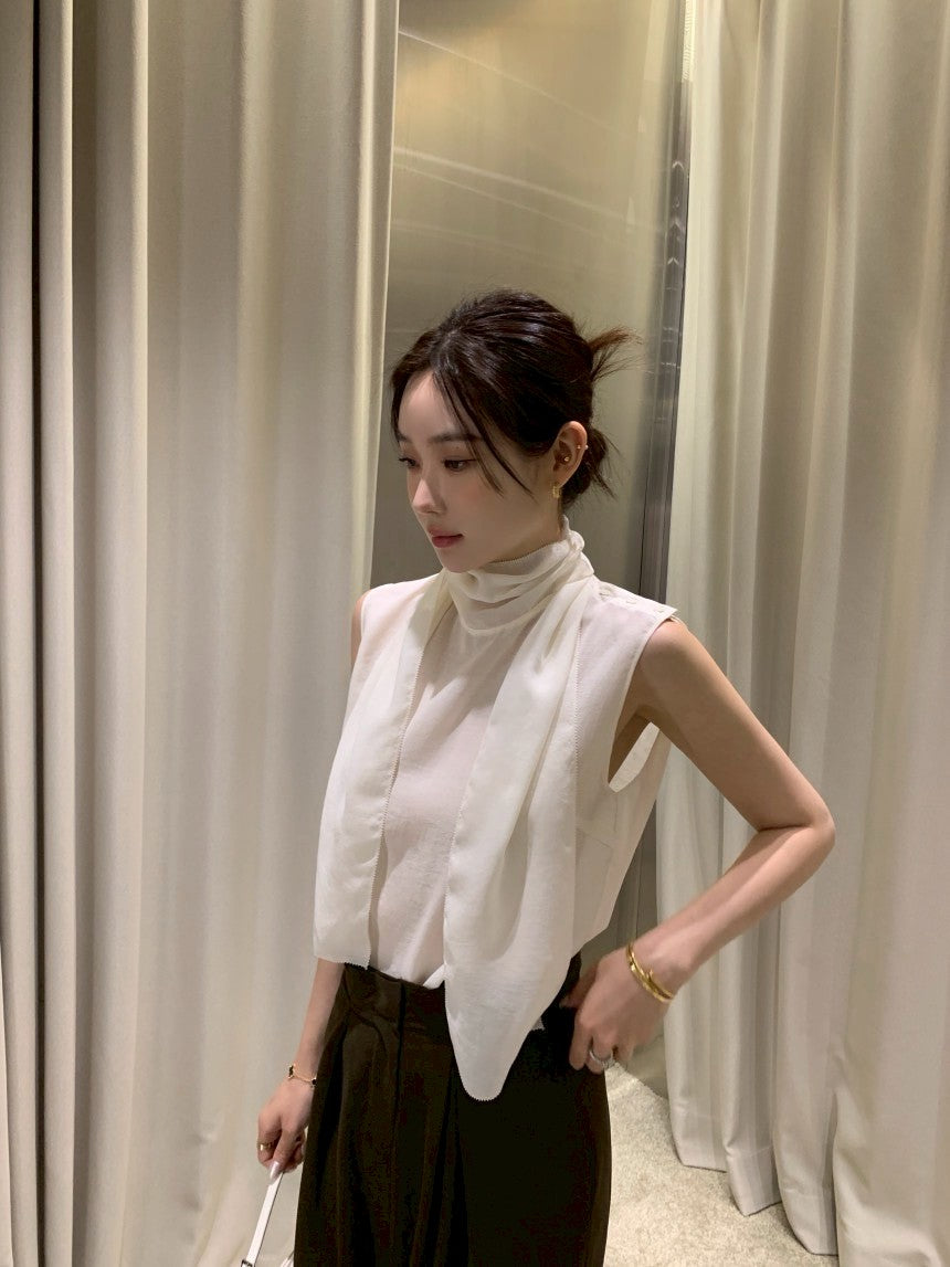 26Jun. 法式飄帶鈕扣直肩設計背心 白/黑