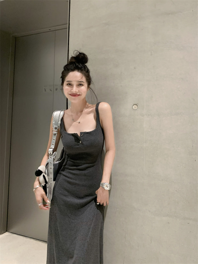 26Jun. 百搭純色鈕扣連身裙 灰