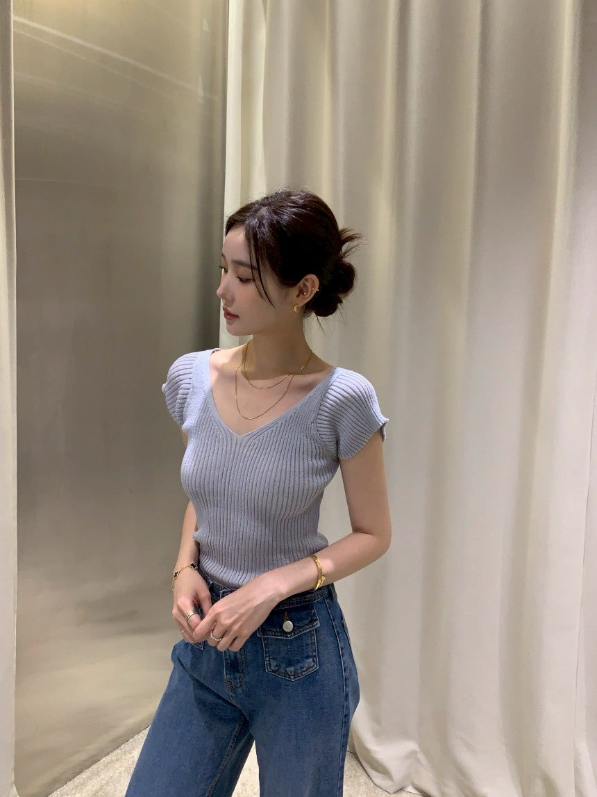26Jun. 瘦瘦針紙衫 V領美背小綁帶設計上衣 白/淺藍