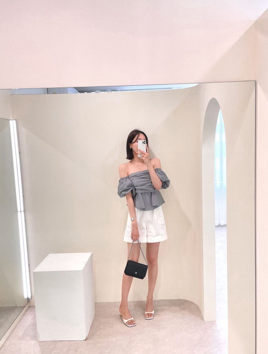 26Jun. 經典顯瘦版抓皺泡泡袖上衣 奶黃/藍色