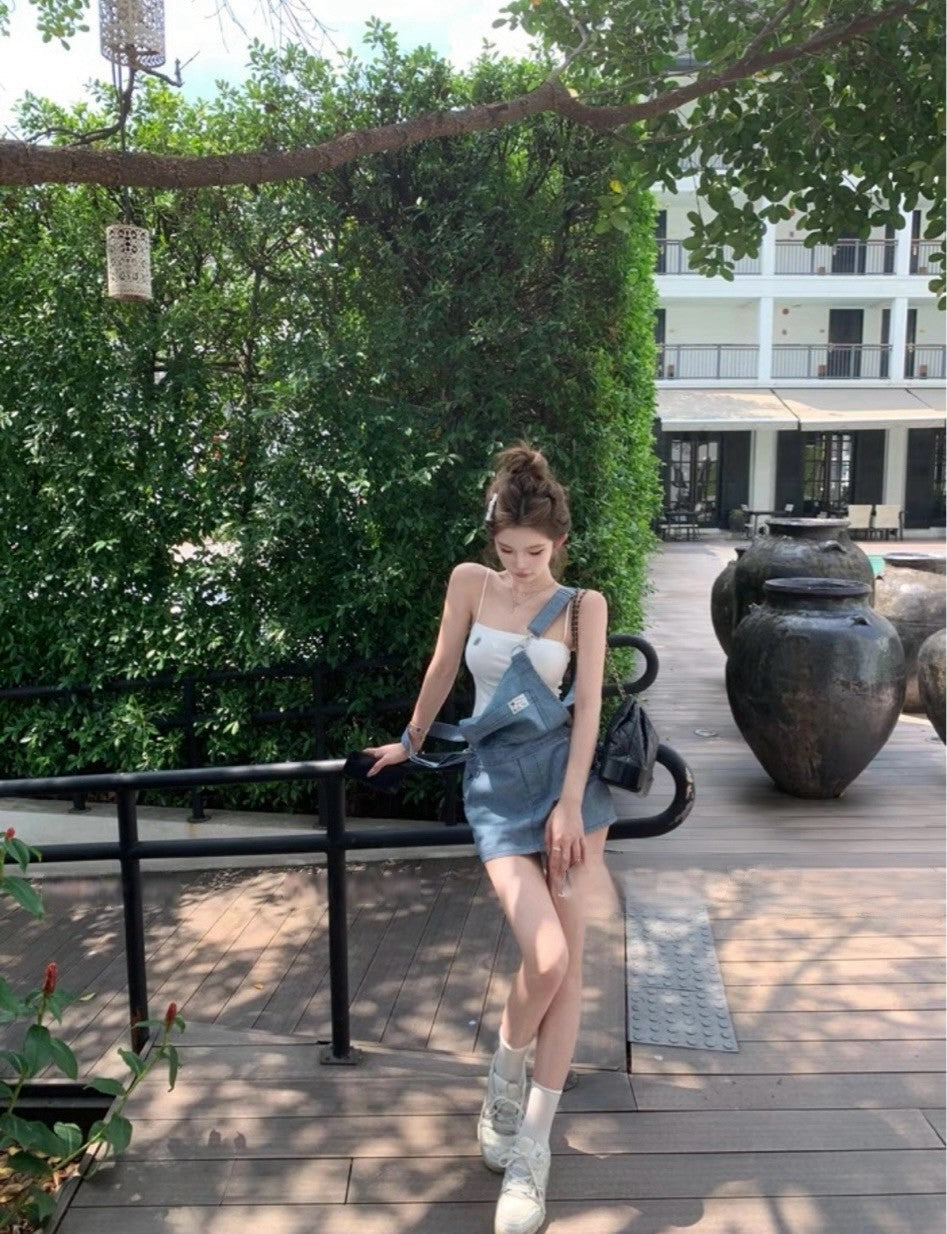 26Jun. 半島筆記 輕氧條紋吊帶裙