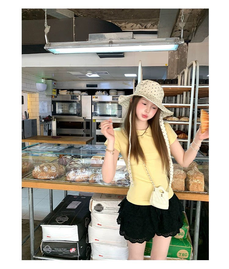 26Jun. 小而美圓領打底立體愛心造型上衣 奶黃