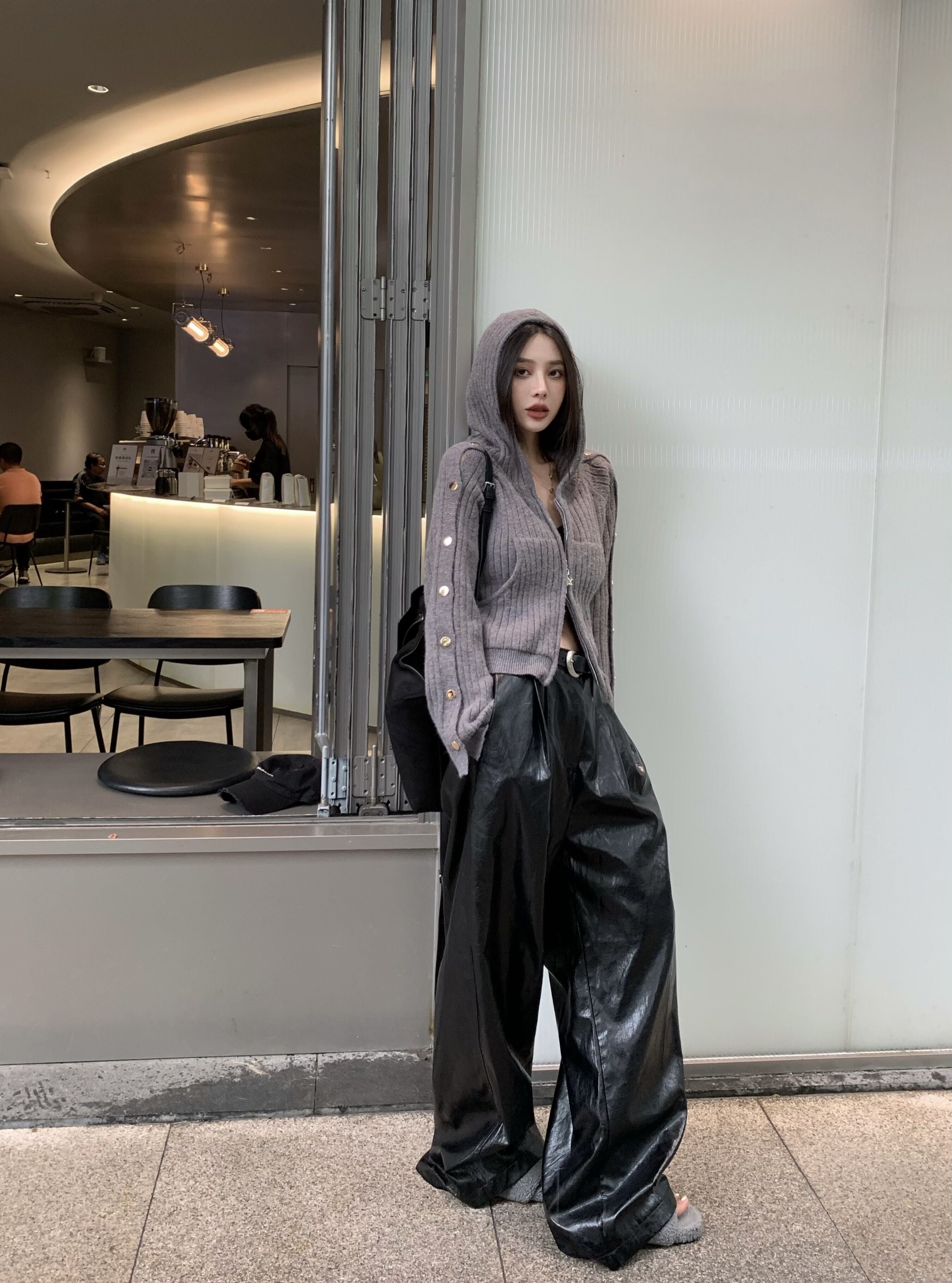 26Jun. 個性按扣袖設計連帽外套 灰