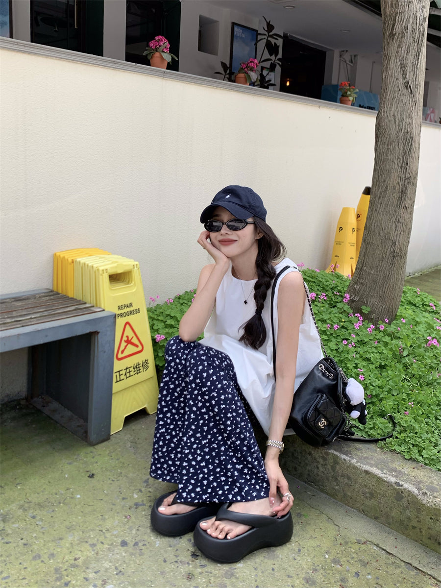 26Jun. 簡約百搭休閒花苞背心上衣裙 碎花喇叭褲