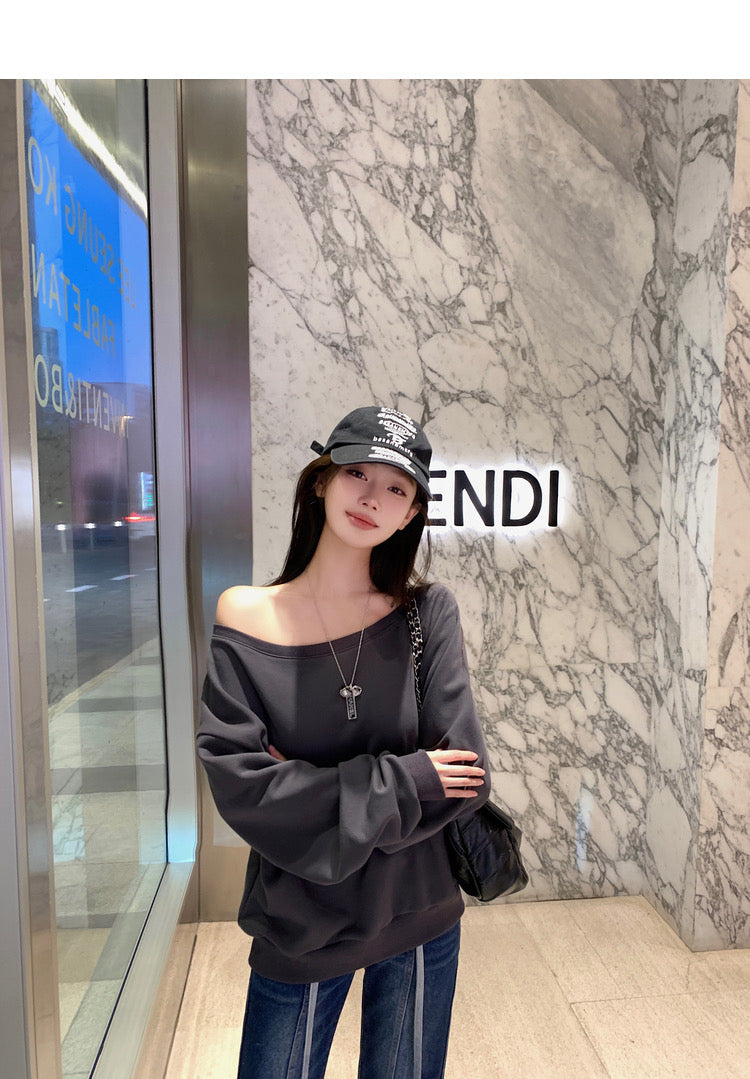 26Jun. 露思休閒慵懶私服穿搭款 斜肩上衣 內搭撞色背心 短褲