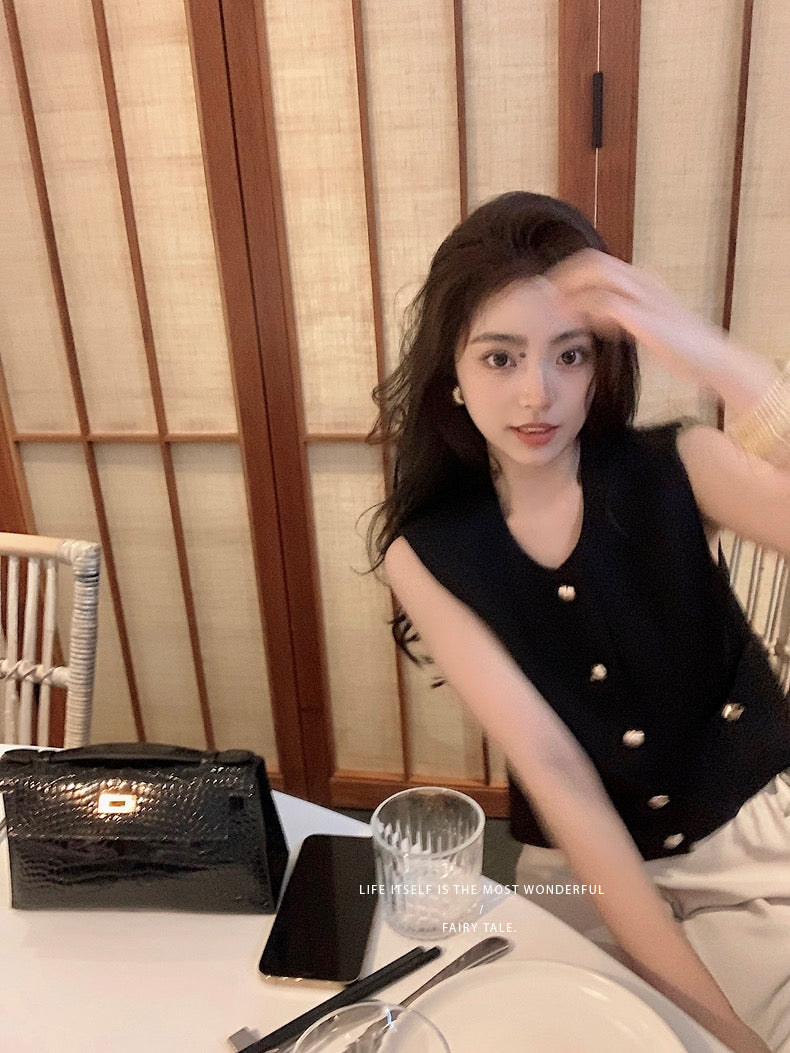 26Jun. 小香風 金釦背心 紋理黑