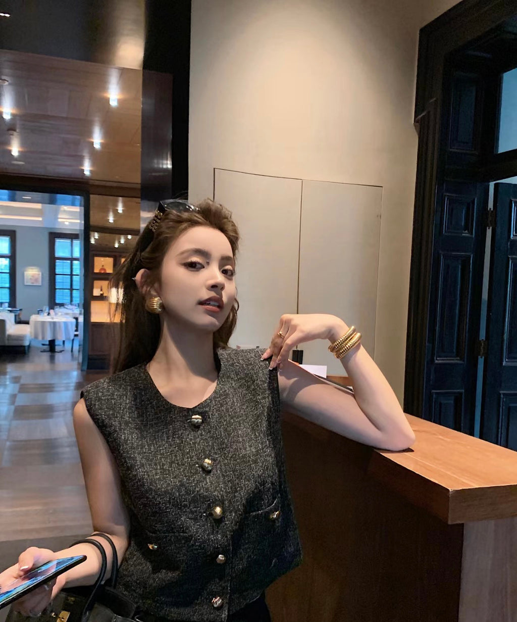 26Jun. 小香風 金釦背心 銀麻灰