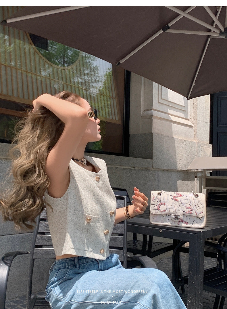 26Jun. 小香風 金釦背心 芝麻杏