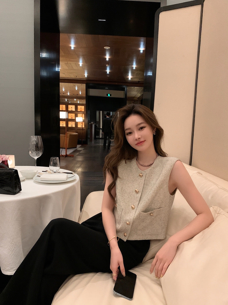 26Jun. 小香風 金釦背心 芝麻杏