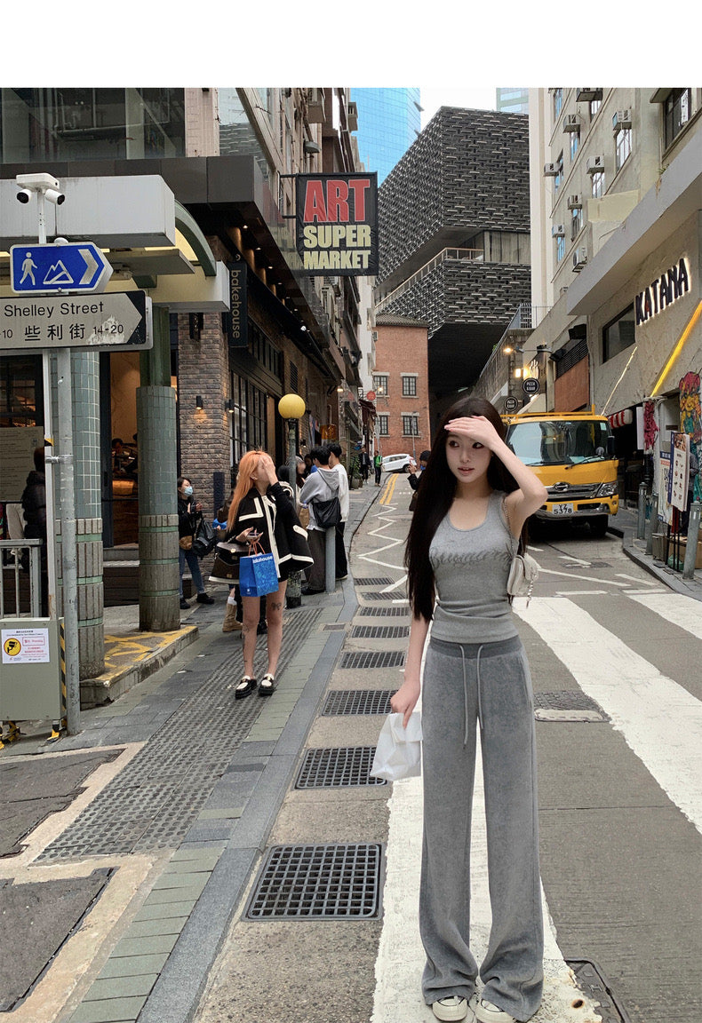 26Jun. Fri. 辣妹閃鑽字母緊身顯瘦上衣 灰