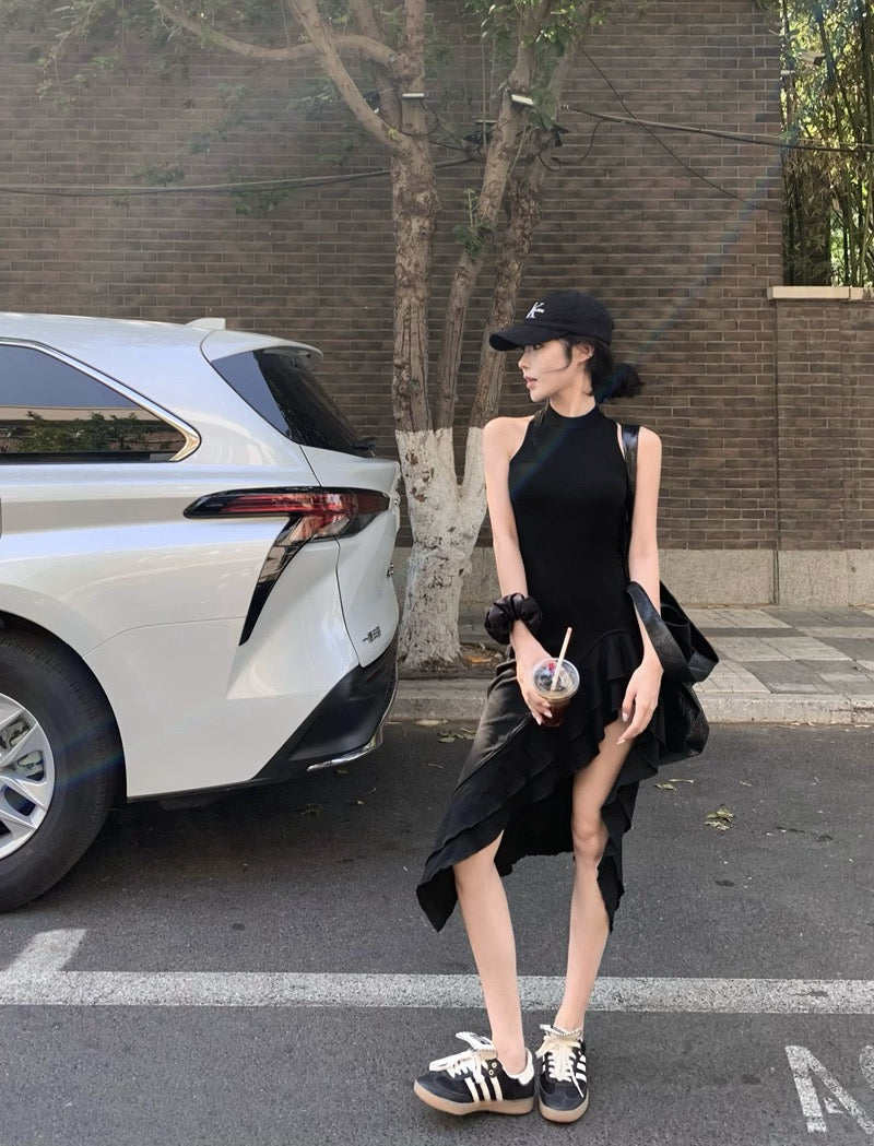 26Jun. 氣質女神 不規則荷葉下擺連身裙 黑/灰
