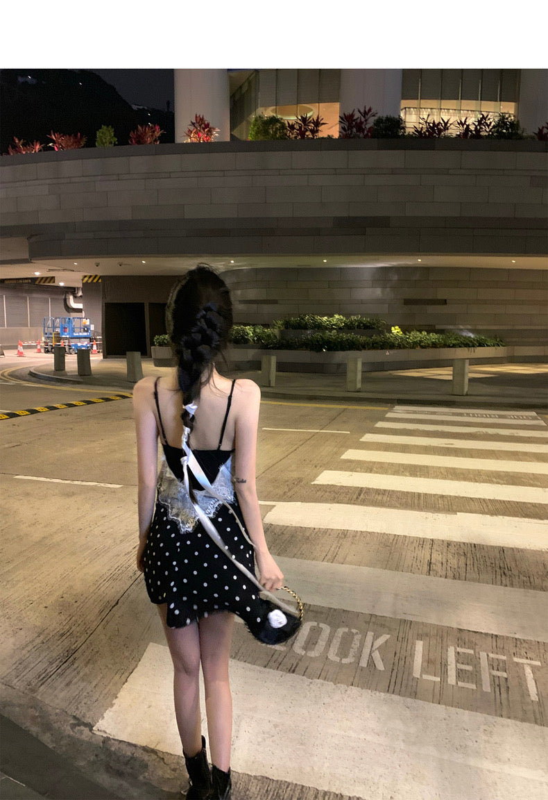 26Jun. 復古蕾絲拼接波點小黑裙