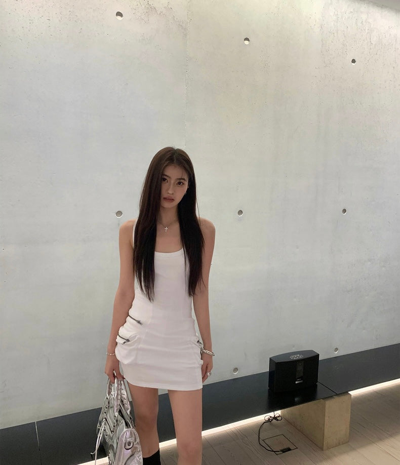 26Jun. 辣妹專屬 復古拉鍊口袋U領背心連身裙 灰/白