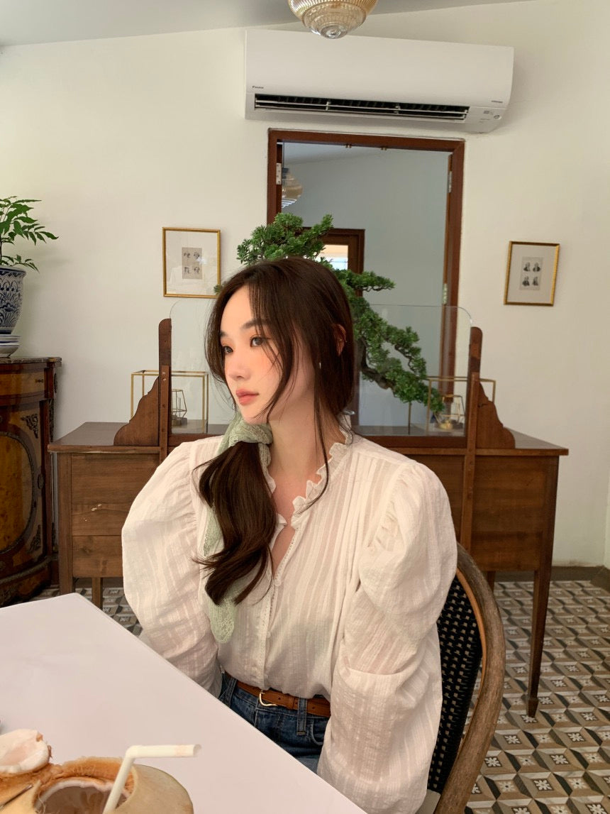 26Jun. 鄉村田野 甜妹木耳邊氣質襯衫 白