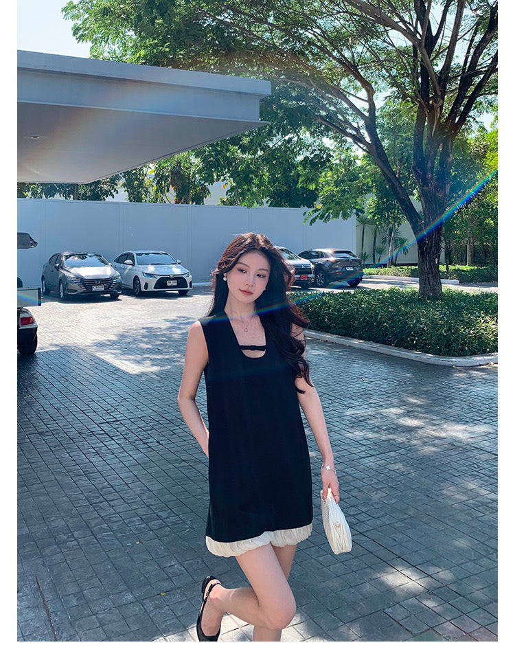 26Jun. 今年的第一條法式 miu系氣質小黑裙