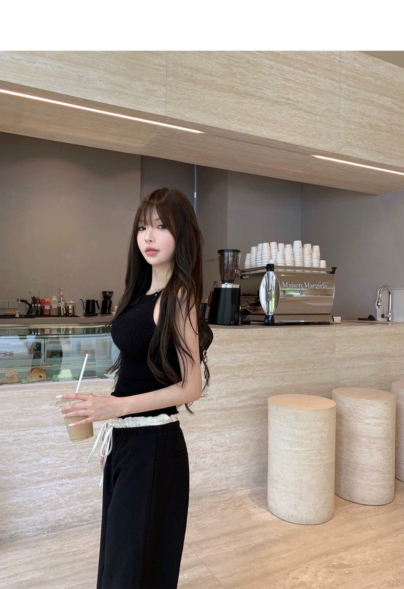 26Jun. 韓系女團 皮肩設計感月亮刺繡針織背心 黑