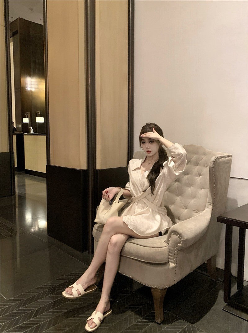 26Jun. 復古典雅女神 立體壓褶肌理交錯襯衫裙 米白
