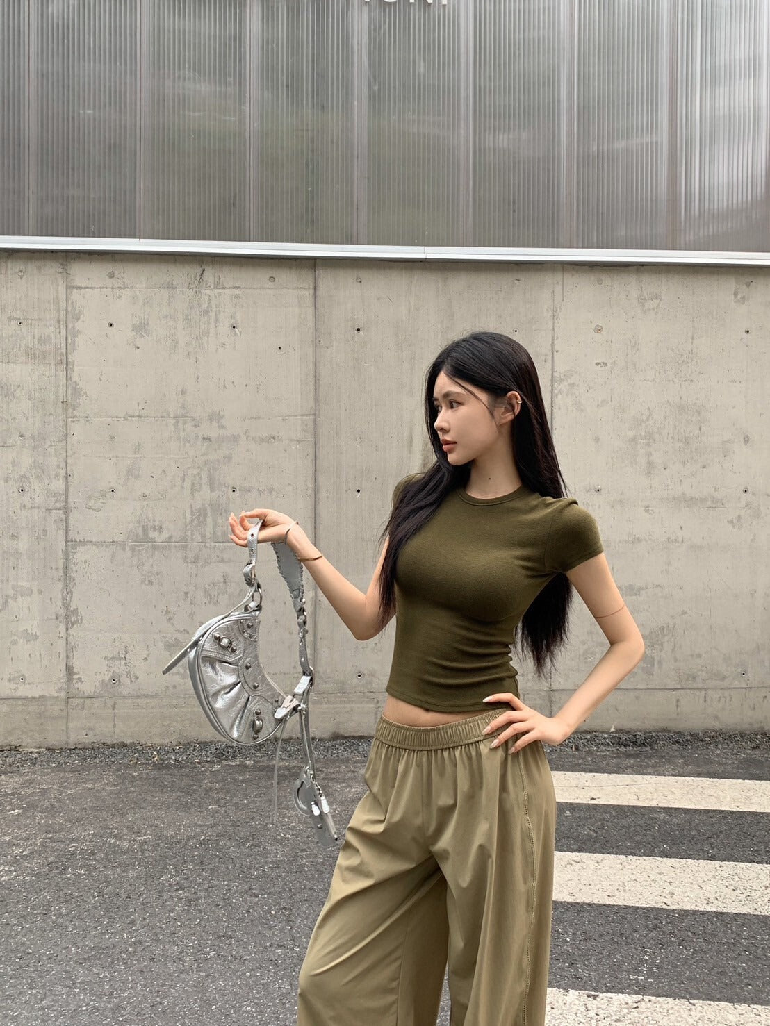 26Jun. 美式修身軍綠彈力上衣 卡其鬆緊休閒褲