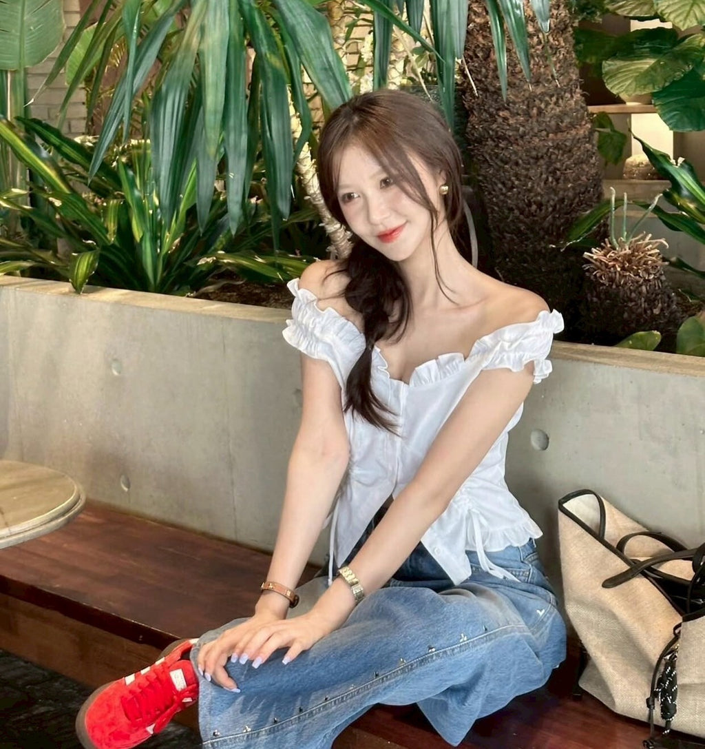 26Jun. 安妞～甜心花邊抽繩兩穿衫（紅格紋/白）
