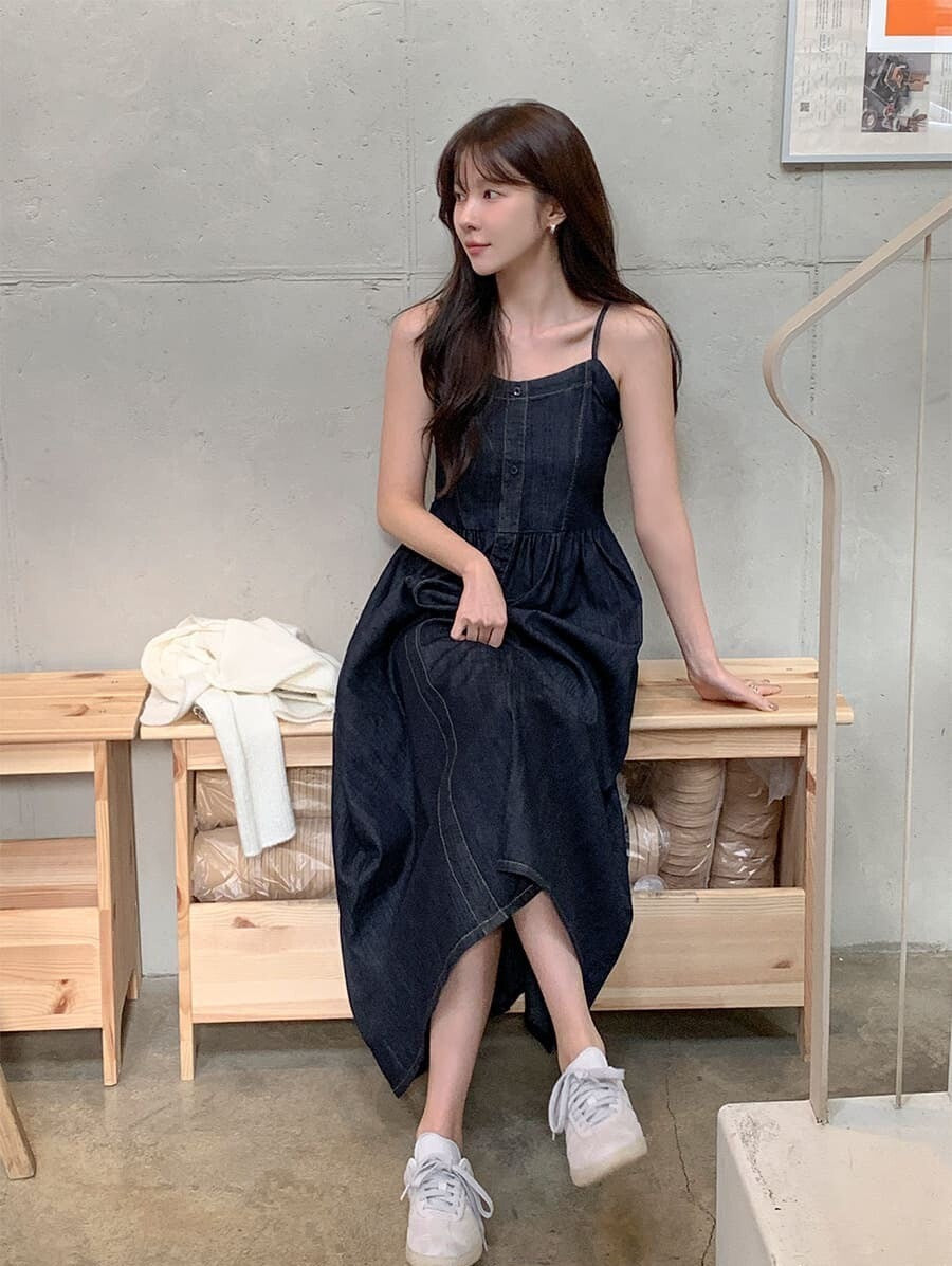 26Jun. 一眼氣質 鄰家丹寧藍背心連身裙